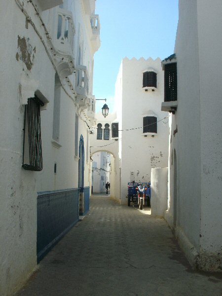 Smalle straatjes in de Medina
