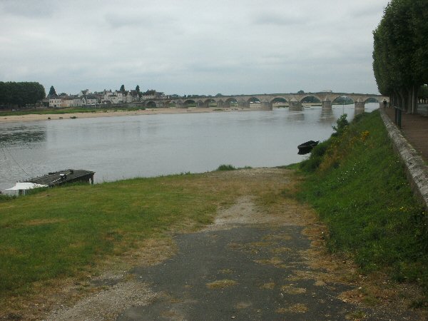 De Loire en de brug